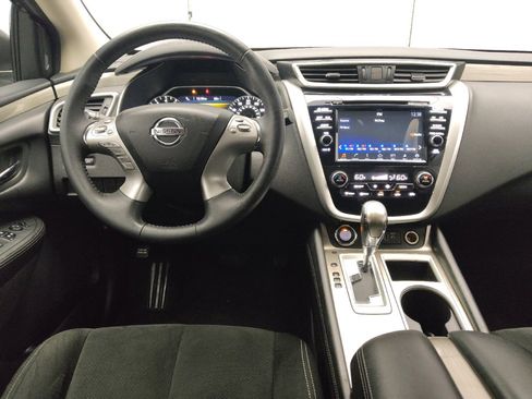 Used 2018 Nissan Murano SV FWD image 22