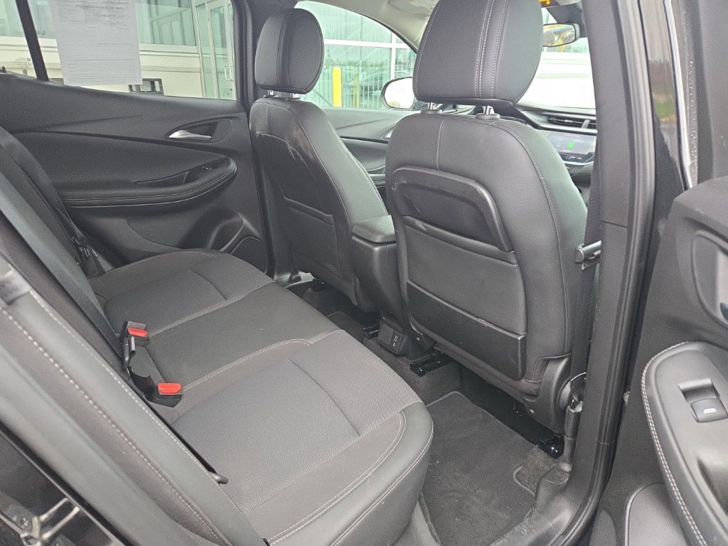 Used 2020 Buick Encore GX Select FWD image 15