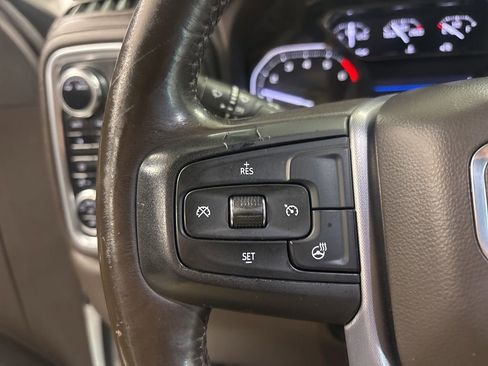 Used 2022 GMC Sierra 1500 SLT AWD/4WD image 19