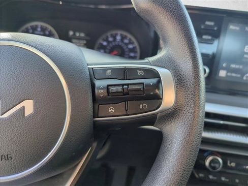 Used 2022 Kia K5 LXS FWD image 15