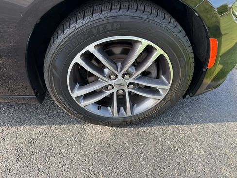 Used 2019 Dodge Charger SXT AWD/4WD image 44