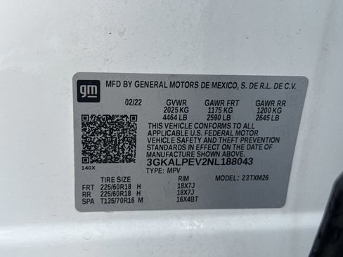 Used 2022 GMC Terrain SLT w/ Tech Package image 34