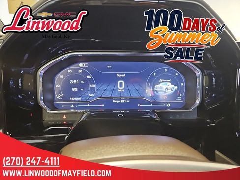 Used 2024 GMC Sierra 1500 SLT w/ SLT Premium Plus Package AWD/4WD image 24