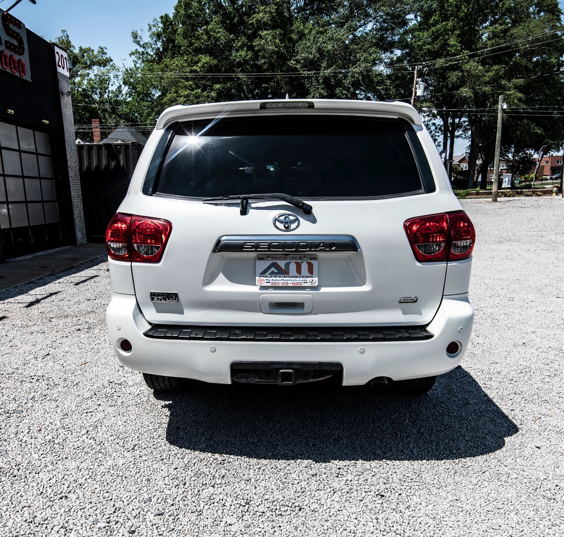 Used 2014 Toyota Sequoia Platinum AWD/4WD image 21