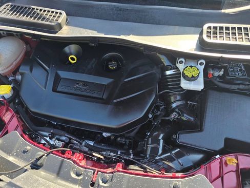Used 2019 Ford Escape Titanium FWD image 31