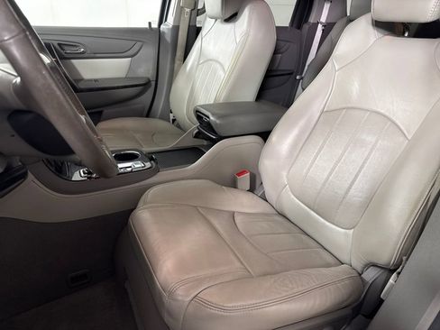 Used 2017 GMC Acadia Limited SLT image 11