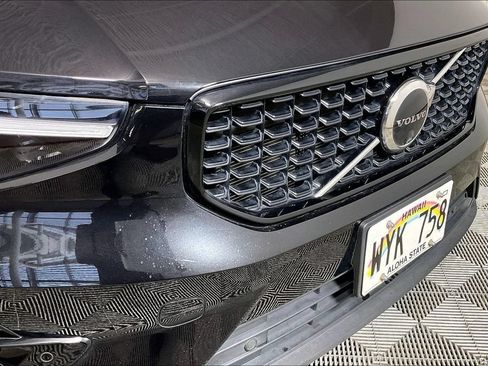 Used 2024 Volvo XC40 B5 Ultimate w/ Protection Package Premier AWD/4WD image 30