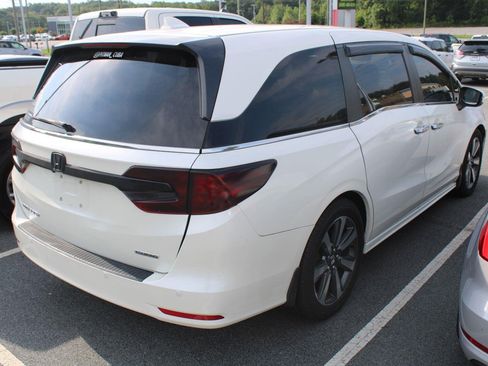 Used 2019 Honda Odyssey Touring image 4