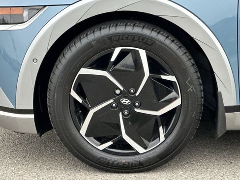 Certified 2024 Hyundai Ioniq 5 Limited RWD image 32