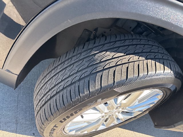Certified 2024 GMC Acadia Elevation AWD/4WD image 27