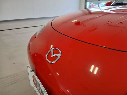 Used 2007 MAZDA MX-5 Miata Touring RWD image 9