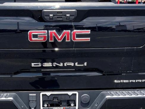 Used 2023 GMC Sierra 1500 Denali w/ Denali Reserve Package AWD/4WD image 31