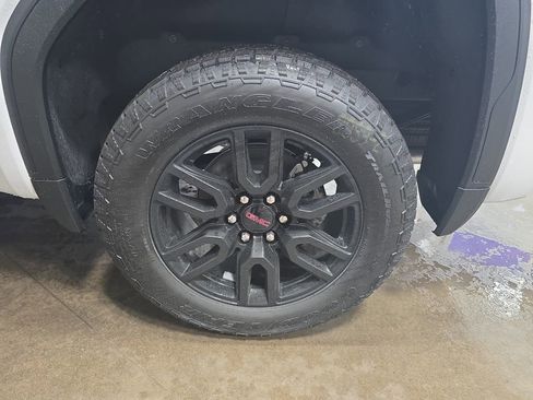 New 2026 GMC Sierra 1500 Elevation AWD/4WD image 35