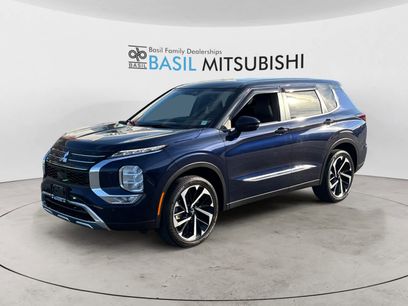 Used 2023 Mitsubishi Outlander SE