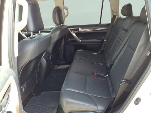 Used 2018 Lexus GX 460 w/ Navigation Package AWD/4WD image 15