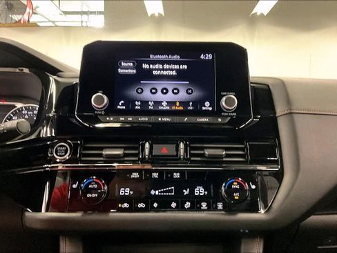 Used 2023 Nissan Pathfinder Rock Creek AWD/4WD image 30