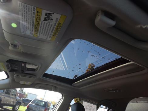 Used 2022 Subaru Crosstrek 2.5i Limited w/ Moonroof Package 2 image 16