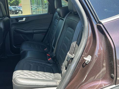 Used 2023 Ford Escape SE w/ PHEV Premium Package FWD image 20