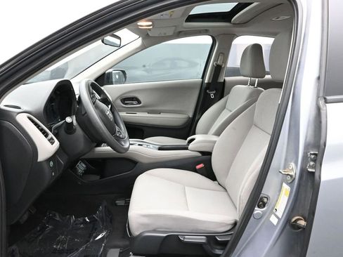 Certified 2017 Honda HR-V EX image 34