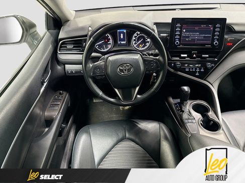Used 2023 Toyota Camry SE FWD image 22
