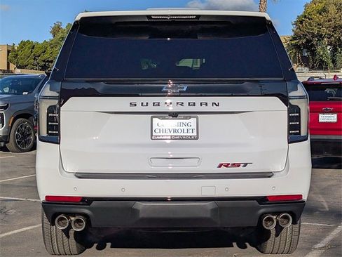 New 2026 Chevrolet Suburban RST w/ RST Capability Package image 9