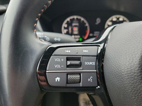 Used 2025 Honda HR-V Sport image 19