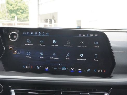 Used 2025 Chevrolet Traverse LT AWD/4WD image 52