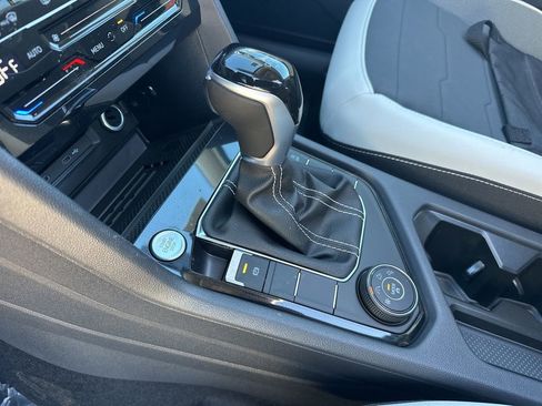 New 2026 Volkswagen Taos SE AWD/4WD image 23