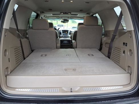 Used 2019 GMC Yukon SLT w/ Premium Edition AWD/4WD image 6