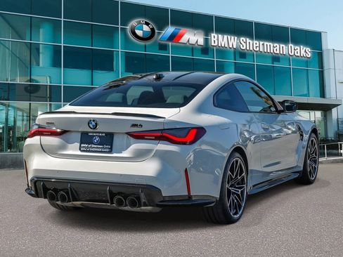 Used 2024 BMW M4 xDrive Competition AWD/4WD image 4