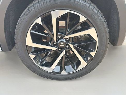 Used 2022 Mitsubishi Outlander SEL AWD/4WD image 37