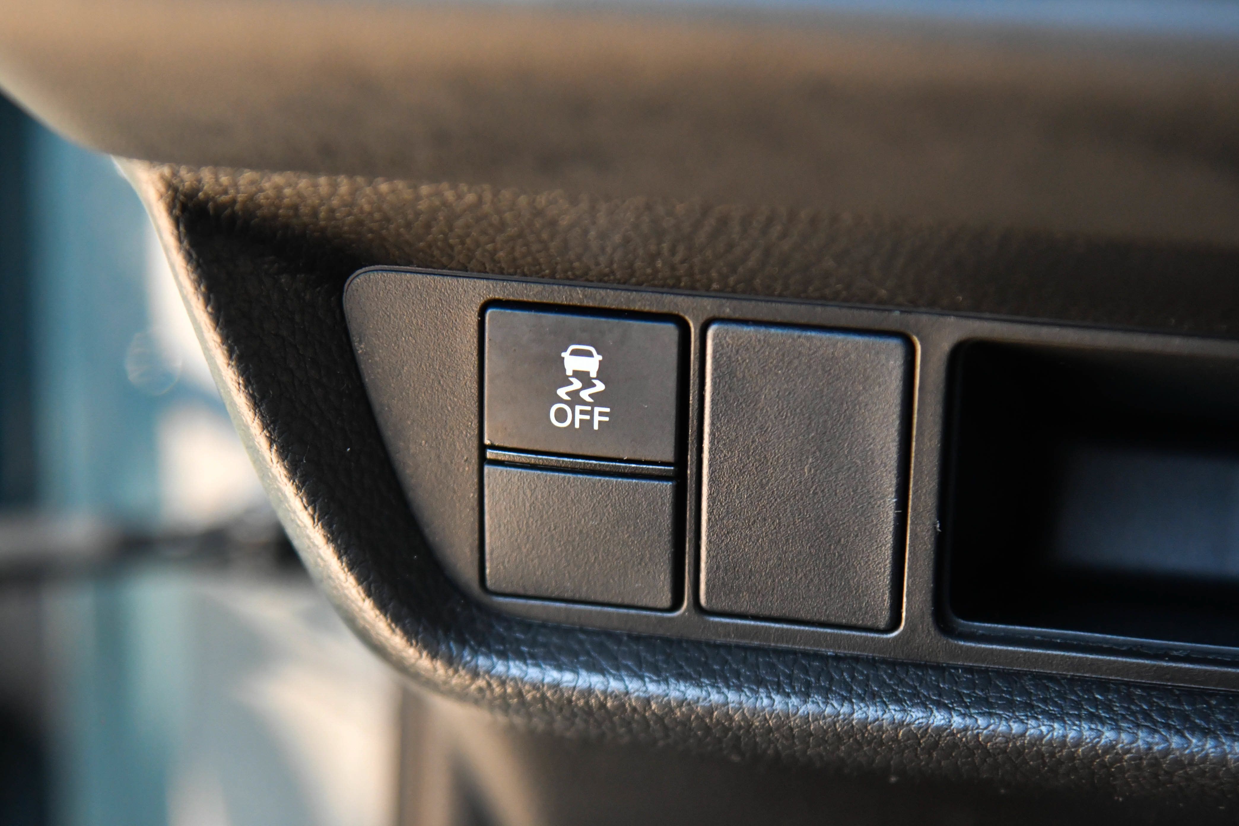 Used 2025 Honda HR-V Sport image 31