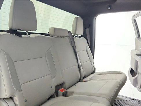 Used 2021 Chevrolet Silverado 1500 LT image 38