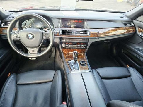 Used 2015 BMW 750i RWD image 7
