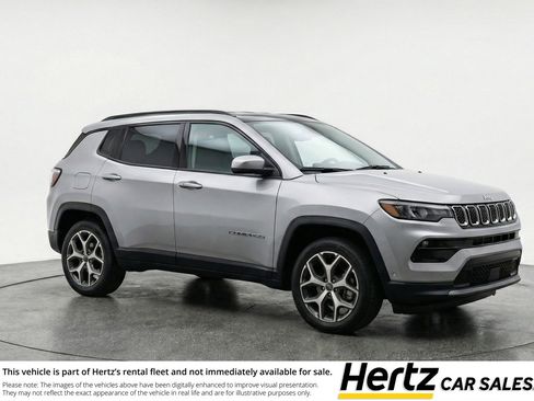 Used 2025 Jeep Compass Limited image 1