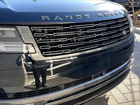 Certified 2023 Land Rover Range Rover SE AWD/4WD image 30