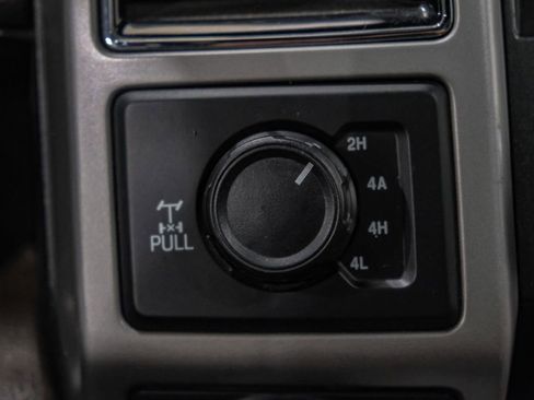 Used 2018 Ford F150 King Ranch w/ Equipment Group 601A Luxury image 28