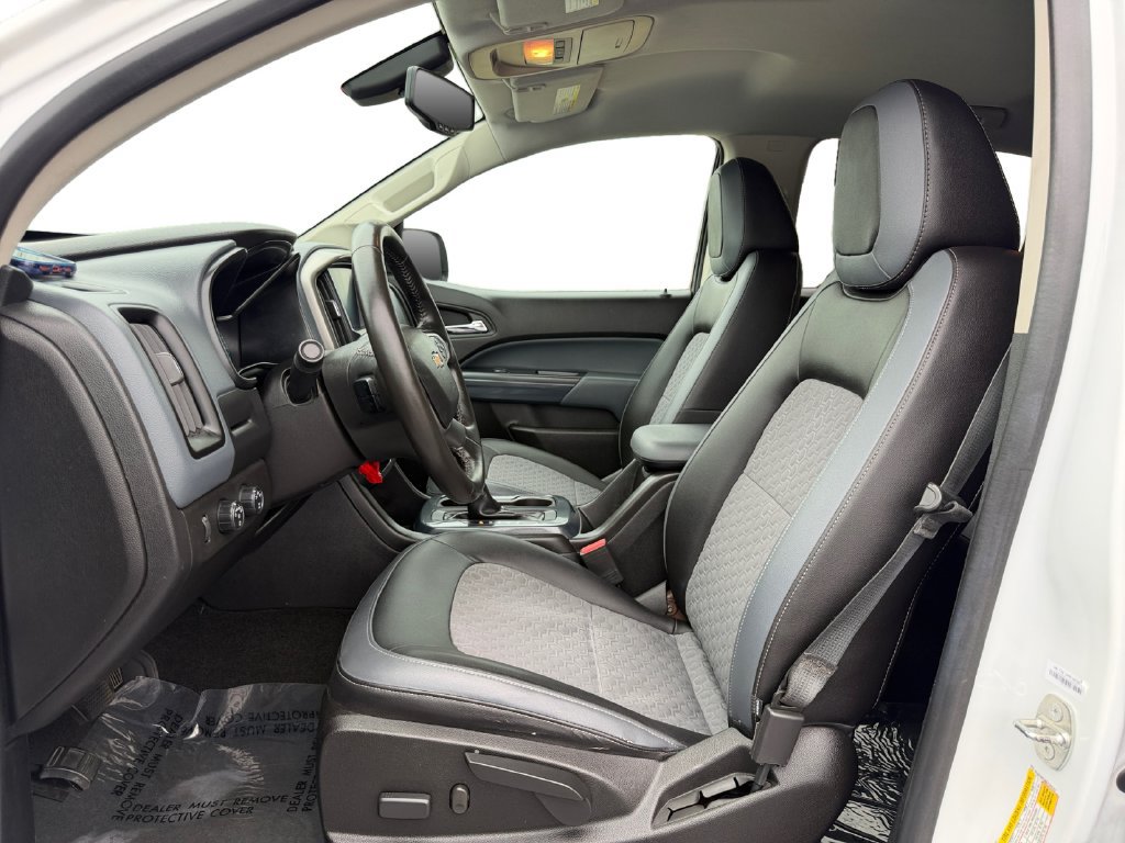Used 2016 Chevrolet Colorado Z71 AWD/4WD image 10
