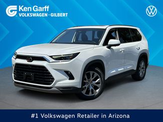 Used 2024 Toyota Grand Highlander FWD video 1