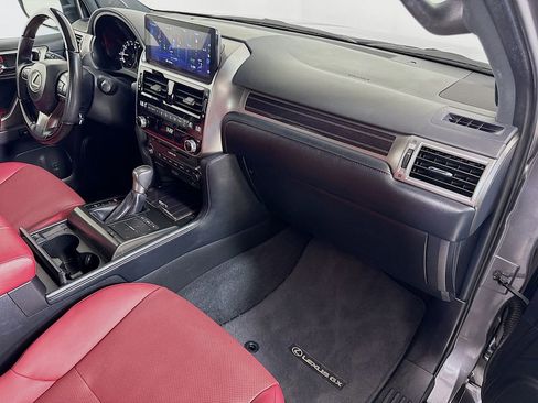 Used 2023 Lexus GX 460 Premium image 31