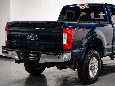 Used 2017 Ford F250 XLT w/ XLT Value Package AWD/4WD image 11