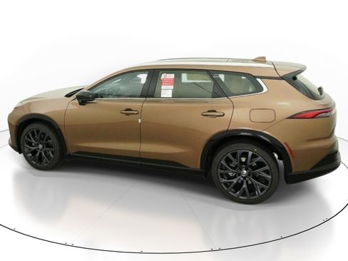 New 2026 Toyota Crown Signia AWD/4WD image 4