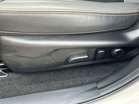 Certified 2025 Subaru Crosstrek 2.5i Limited w/ Popular Package #3A image 17