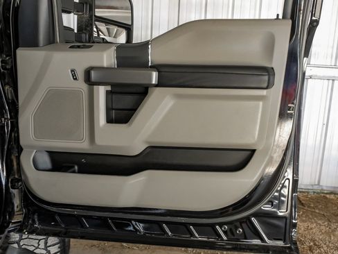 Used 2022 Ford F250 XLT w/ XLT Value Package AWD/4WD image 44
