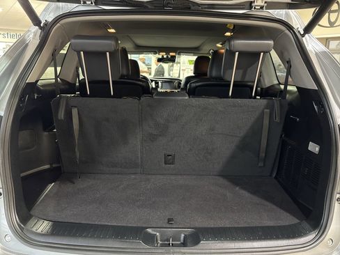 Used 2015 Toyota Highlander Limited image 26