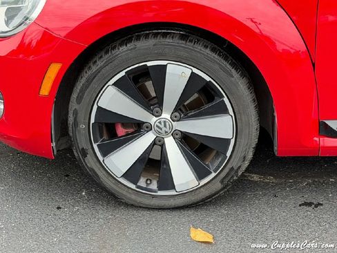 Used 2013 Volkswagen Beetle 2.0T image 46