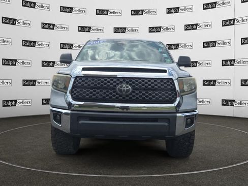 Used 2018 Toyota Tundra SR5 w/ SR5 Upgrade Package AWD/4WD image 7