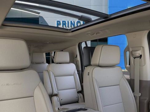 New 2026 GMC Yukon XL Denali w/ Denali Reserve Package RWD image 61