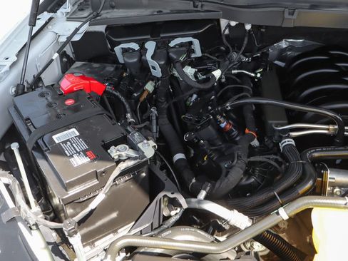 Used 2023 Ford F150 Lariat w/ Equipment Group 502A High RWD image 13