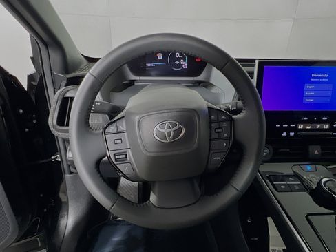 Used 2023 Toyota bZ4X FWD image 18